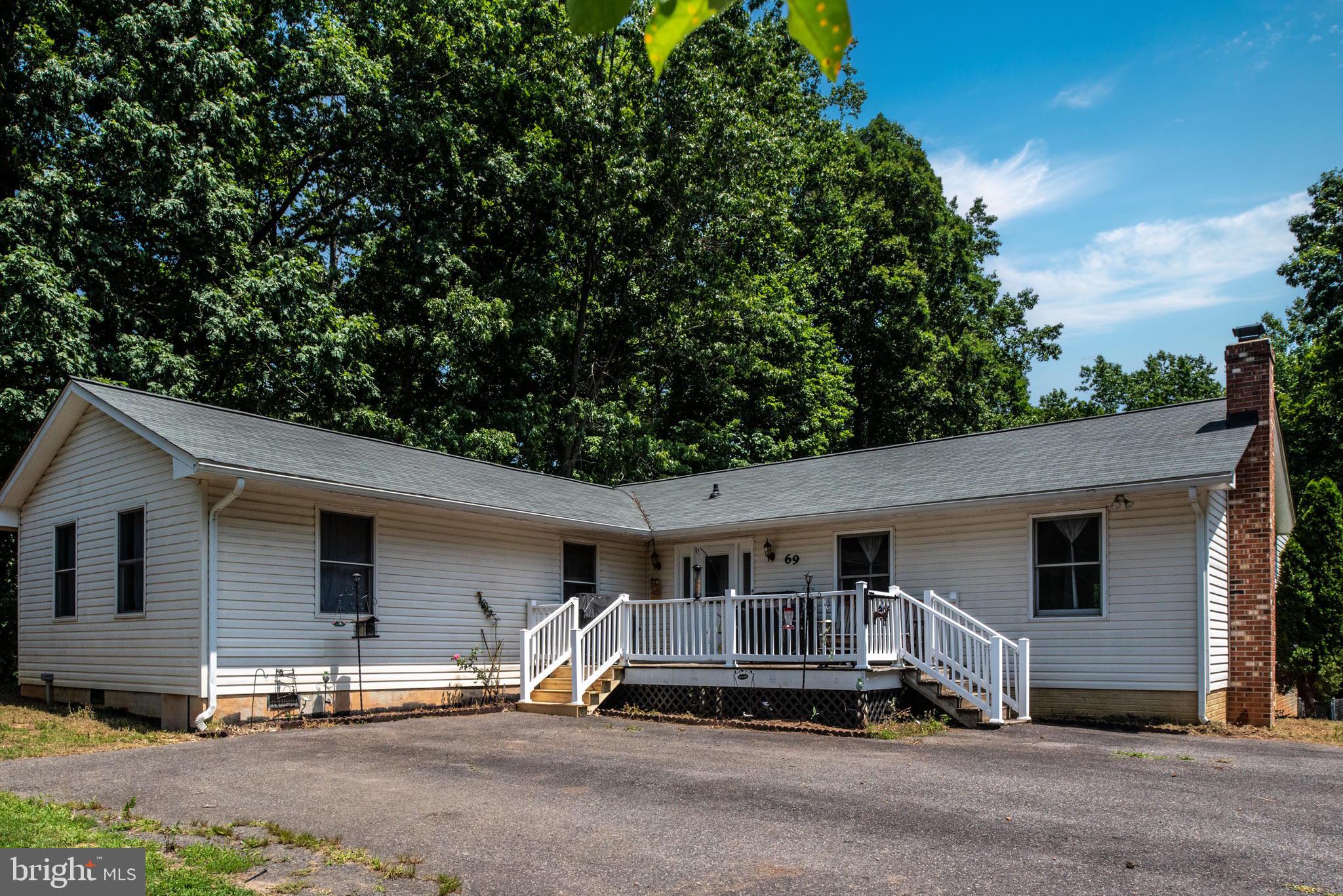 69 Storck Road Fredericksburg, VA 22406 - Photo 3 of 44 Gallery Image 3