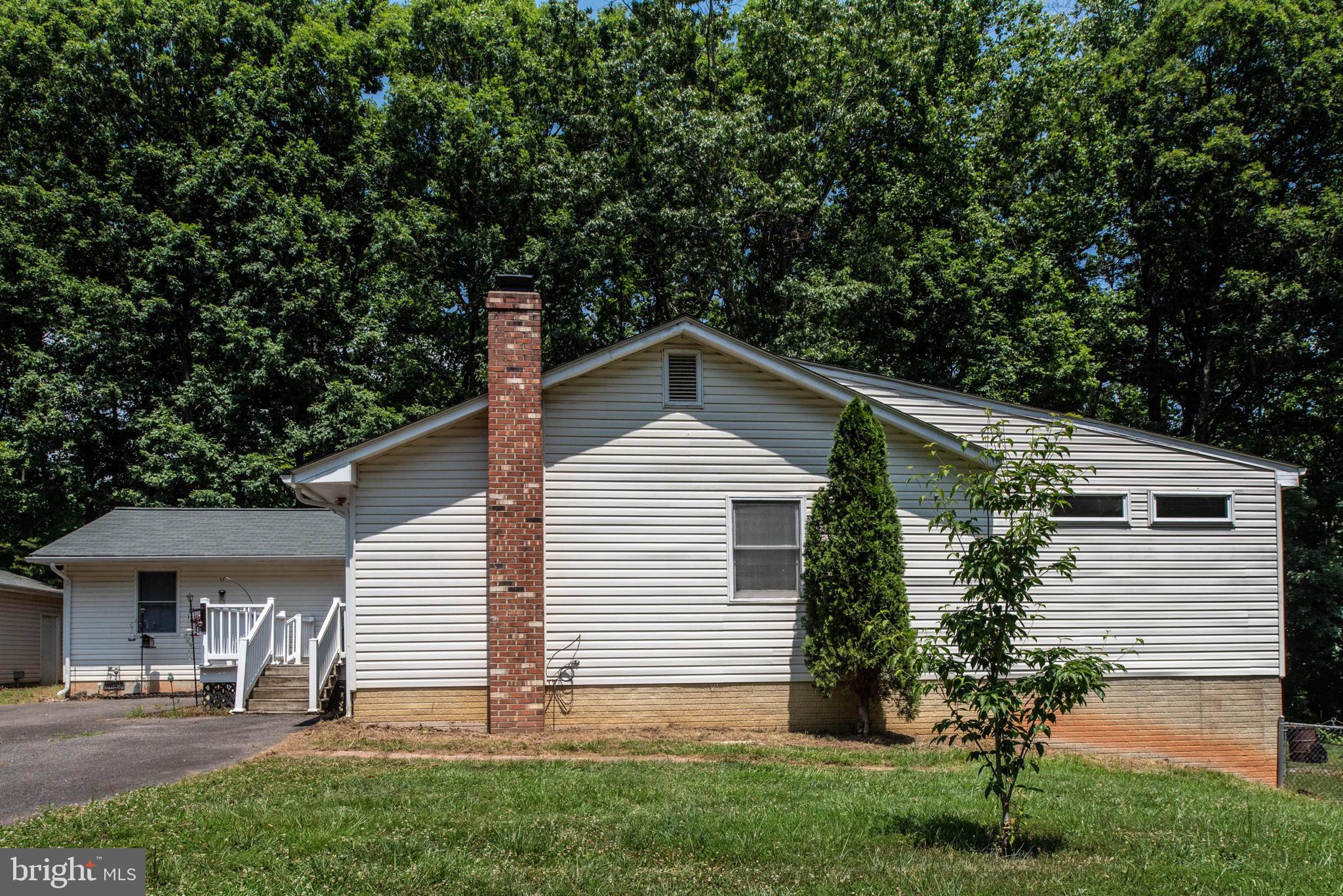 69 Storck Road Fredericksburg, VA 22406 - Photo 4 of 44 Gallery Image 4