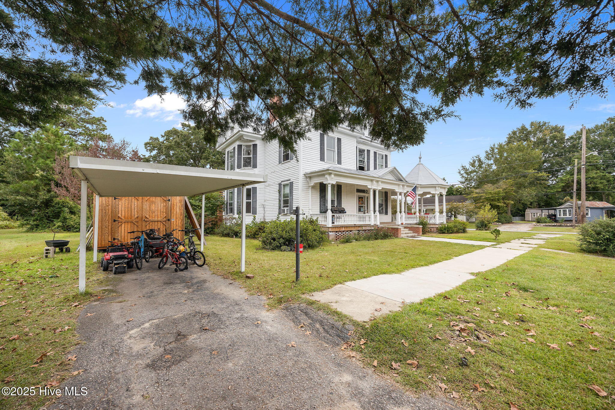675 Second Street Ayden, NC 28513 - Photo 11 of 51 13-web-or-mls-BLS_0007