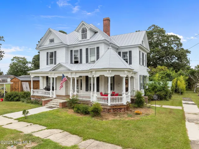 $194,900 | 675 Second Street, Ayden, NC 28513