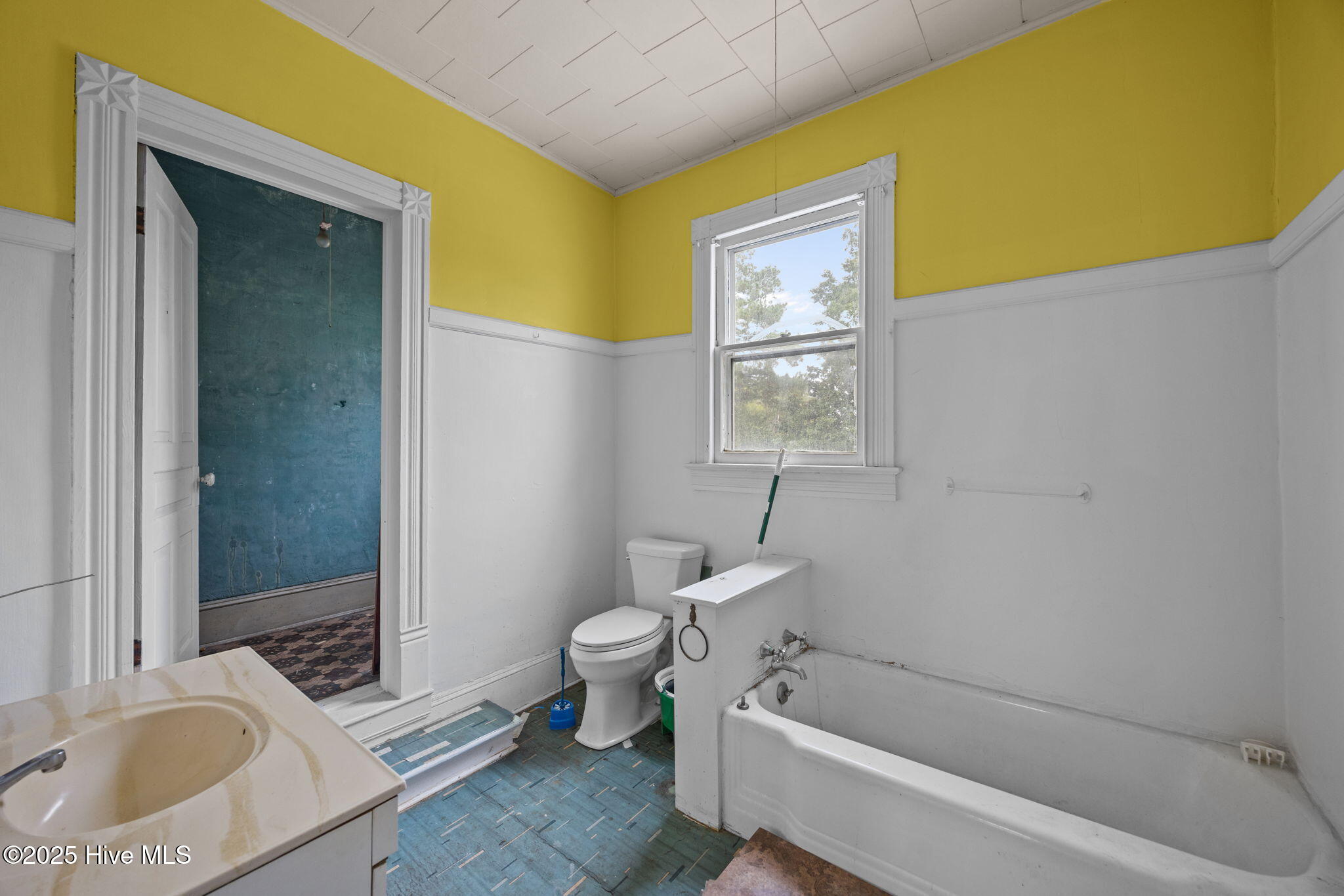 675 Second Street Ayden, NC 28513 - Photo 22 of 51 11-web-or-mls-BLS_0006 (1)