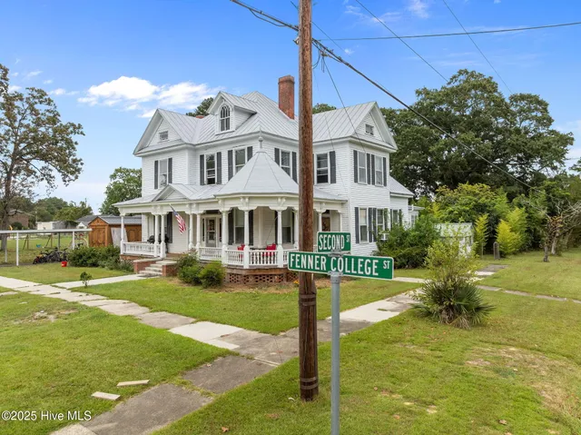 $194,900 | 675 Second Street, Ayden, NC 28513