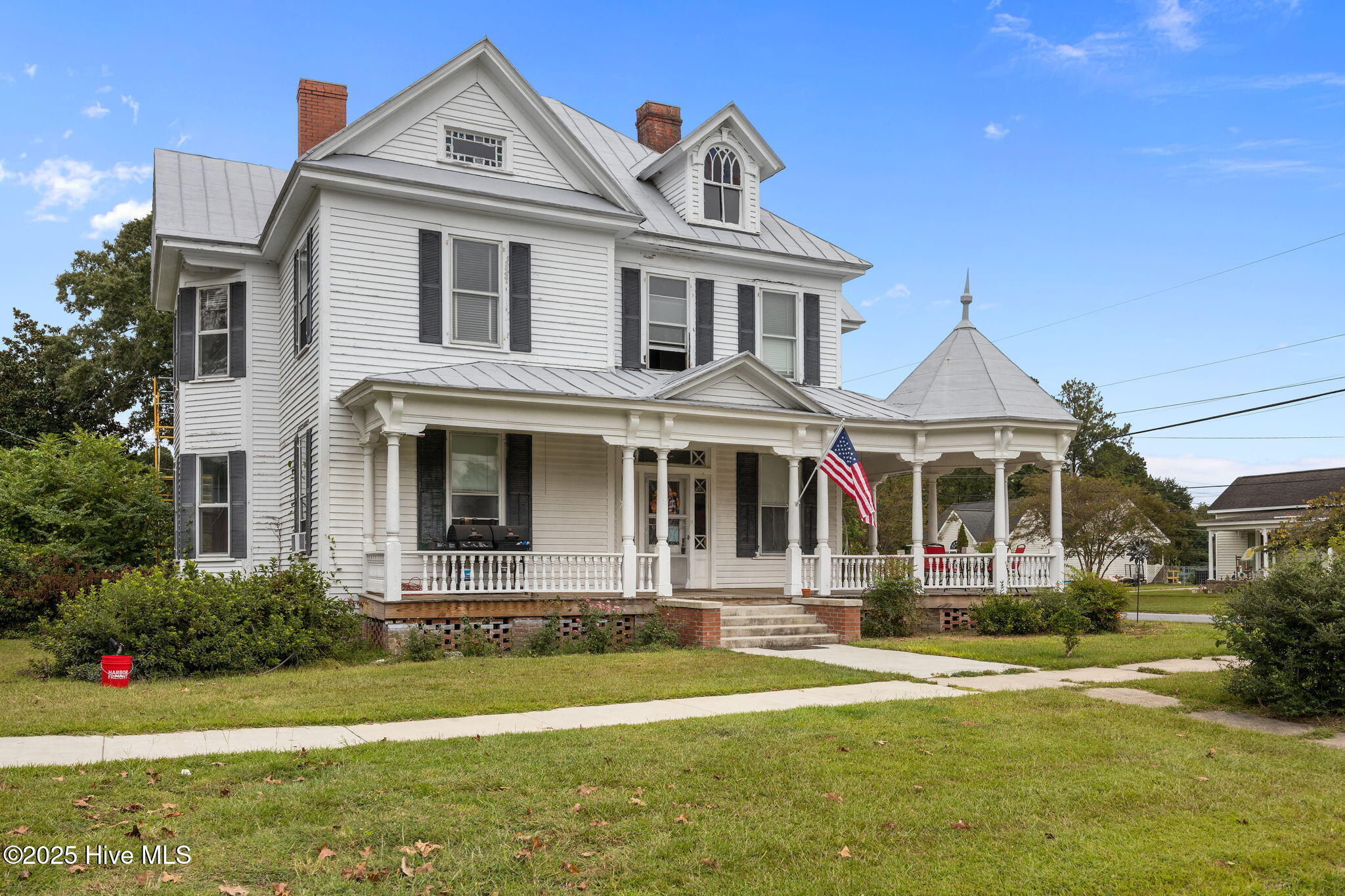 675 Second Street Ayden, NC 28513 - Photo 5 of 51 5-web-or-mls-BLS_0001