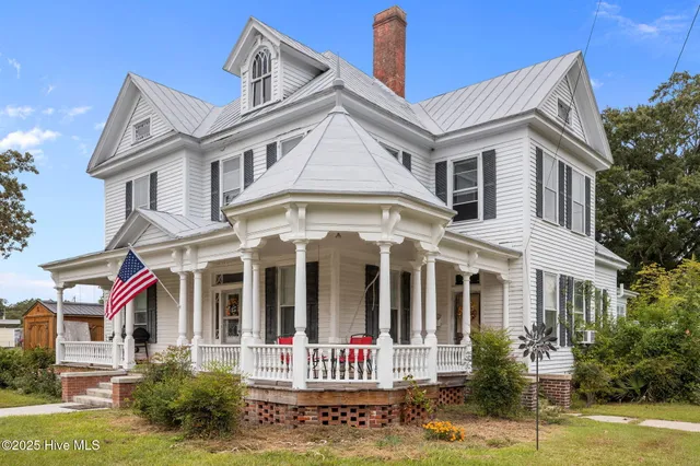 $194,900 | 675 Second Street, Ayden, NC 28513