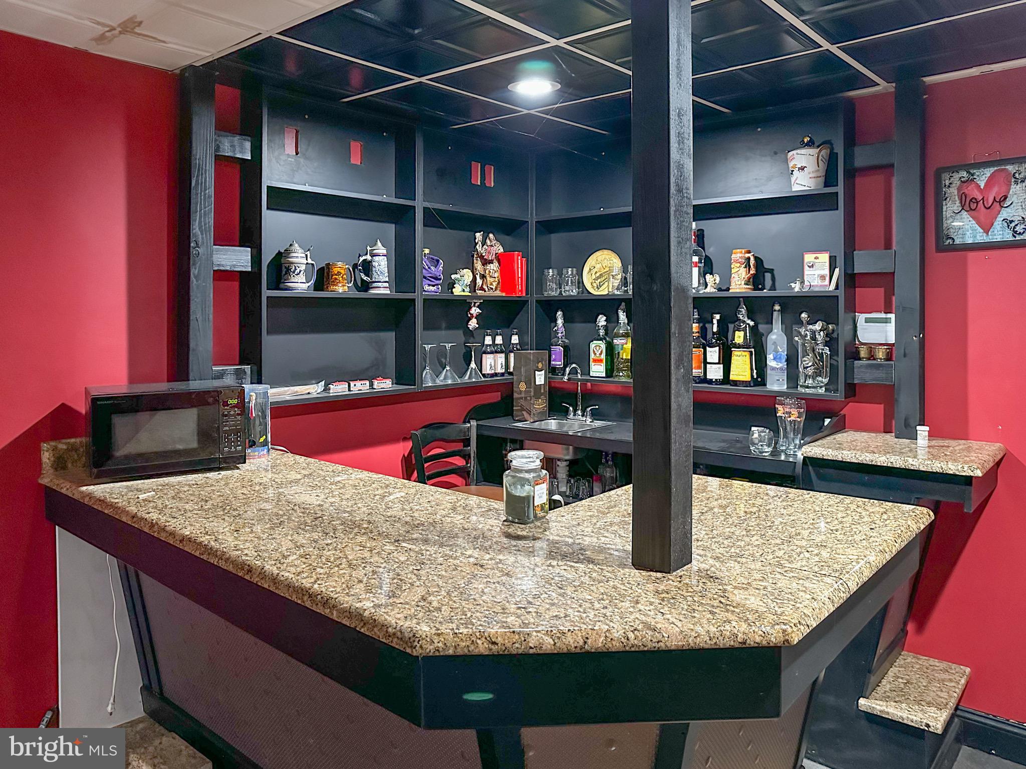 10 Laurel Tree Drive Westampton, NJ 08060 - Photo 41 of 58 Custom bar