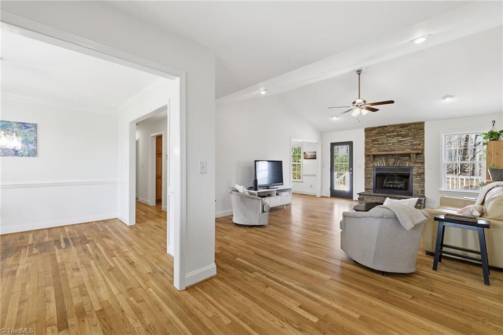 130 Bud Road Reidsville, NC 27320 - Photo 6 of 35