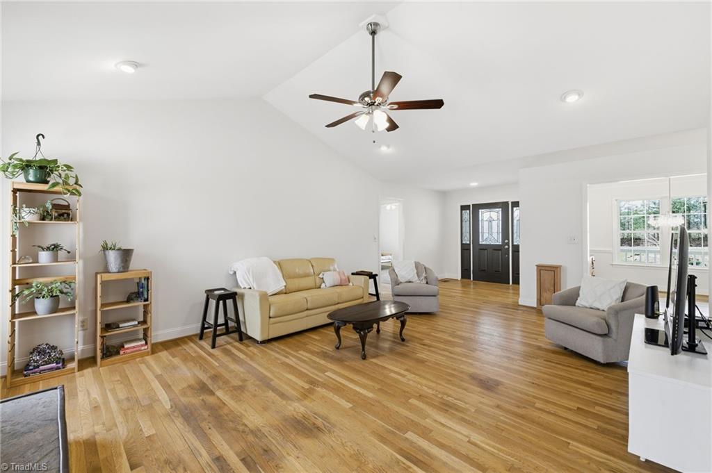 130 Bud Road Reidsville, NC 27320 - Photo 9 of 35