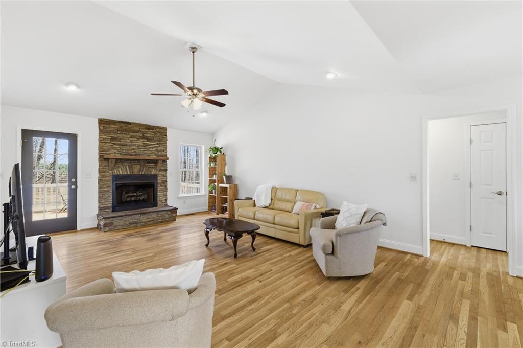 130 Bud Road Reidsville, NC 27320 - Photo 10 of 35