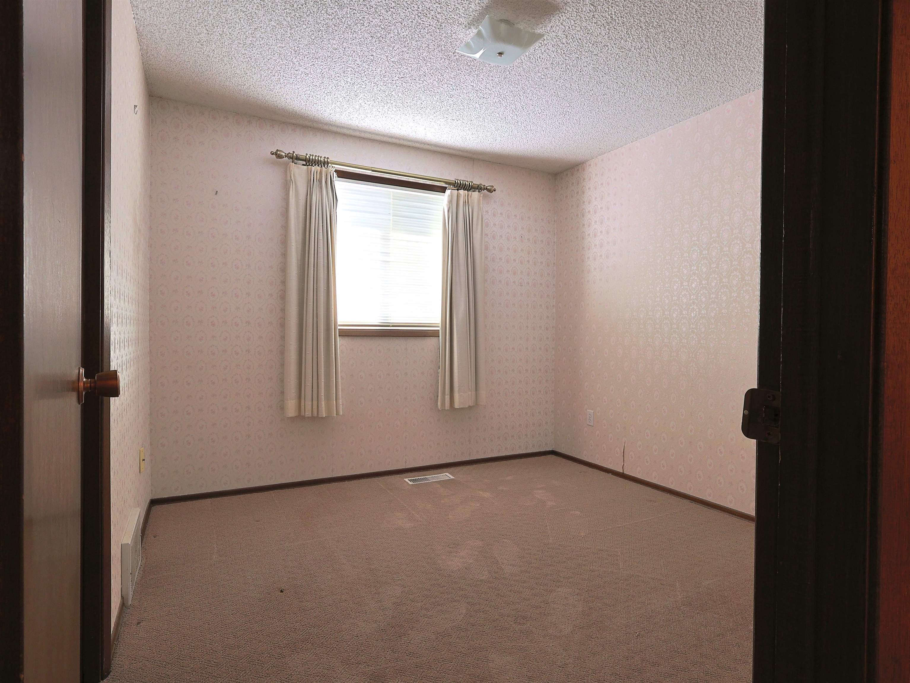 1002 Gary Street Cheney, WA 99004 - Photo 16 of 47