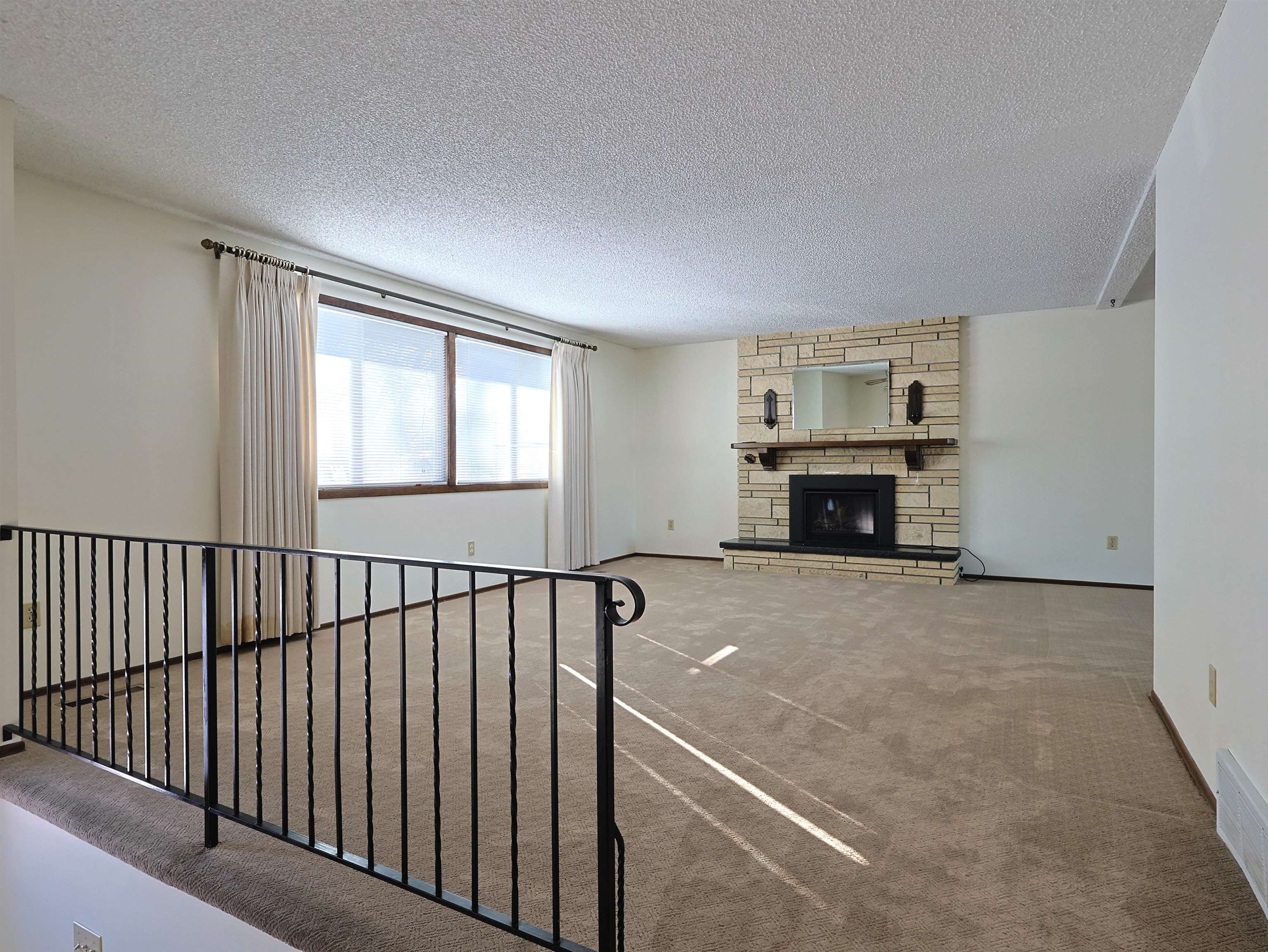 1002 Gary Street Cheney, WA 99004 - Photo 3 of 47