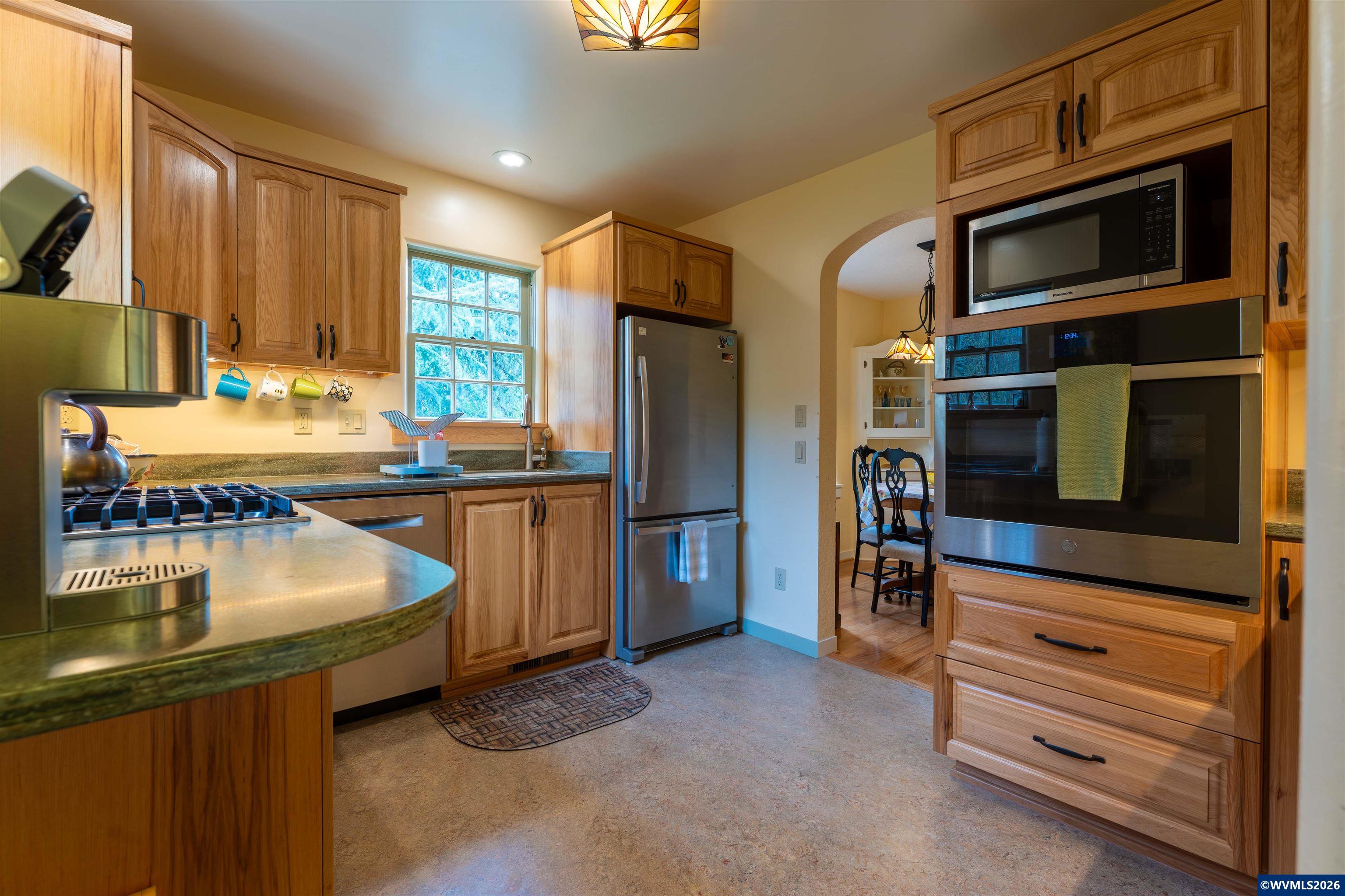 1370 Southwest 35th Street Corvallis, OR 97333 - Photo 11 of 40