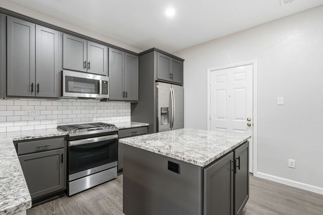 $310,000 | 59 North Avonlea Circle, The Woodlands, TX 77382