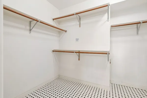 $289,900 | 59 North Avonlea Circle, The Woodlands, TX 77382