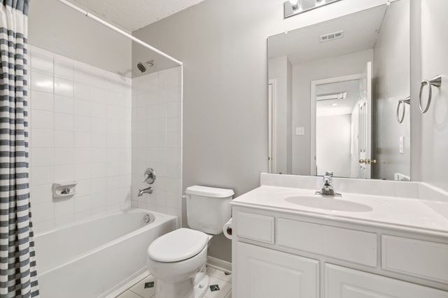 $310,000 | 59 North Avonlea Circle, The Woodlands, TX 77382