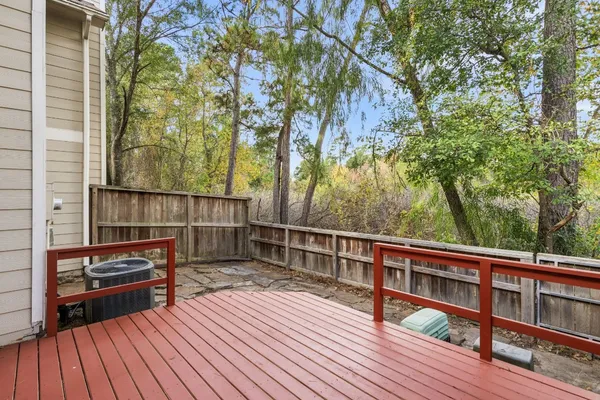 $289,900 | 59 North Avonlea Circle, The Woodlands, TX 77382