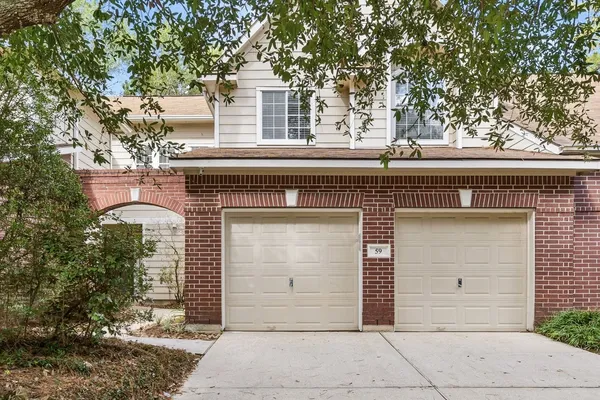 $289,900 | 59 North Avonlea Circle, The Woodlands, TX 77382
