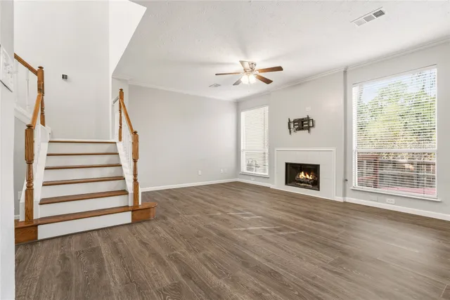 $299,900 | 59 North Avonlea Circle, The Woodlands, TX 77382