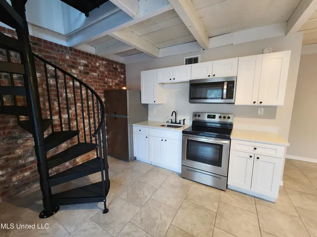 $1,200 | 1615 Thornton Avenue, Unit 36, Gulfport, MS 39501