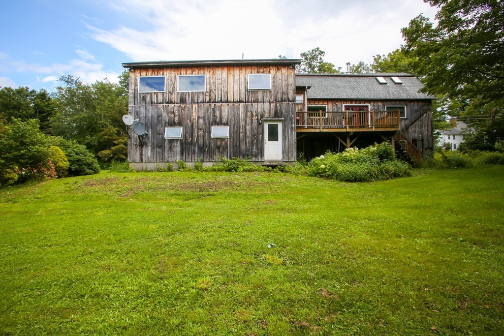14 S Road Heath, MA 01346 - Photo 4 of 38