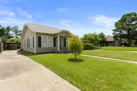 $149,900 | 702 8th Street, Lake Charles, LA 70601