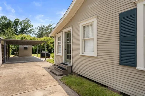 $149,900 | 702 8th Street, Lake Charles, LA 70601