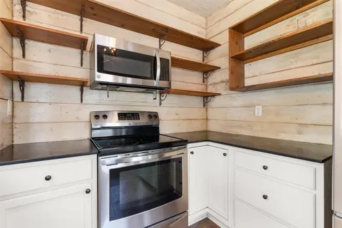 $149,900 | 702 8th Street, Lake Charles, LA 70601