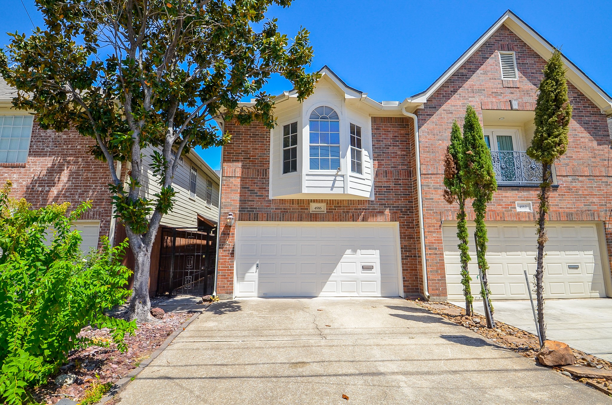 4916 Inker Street Houston, TX 77007 - Photo 36 of 36 With a 2-car garage and lengthy driveway, park your car and head one block to Shepherd Ave.! Come make this your home today!