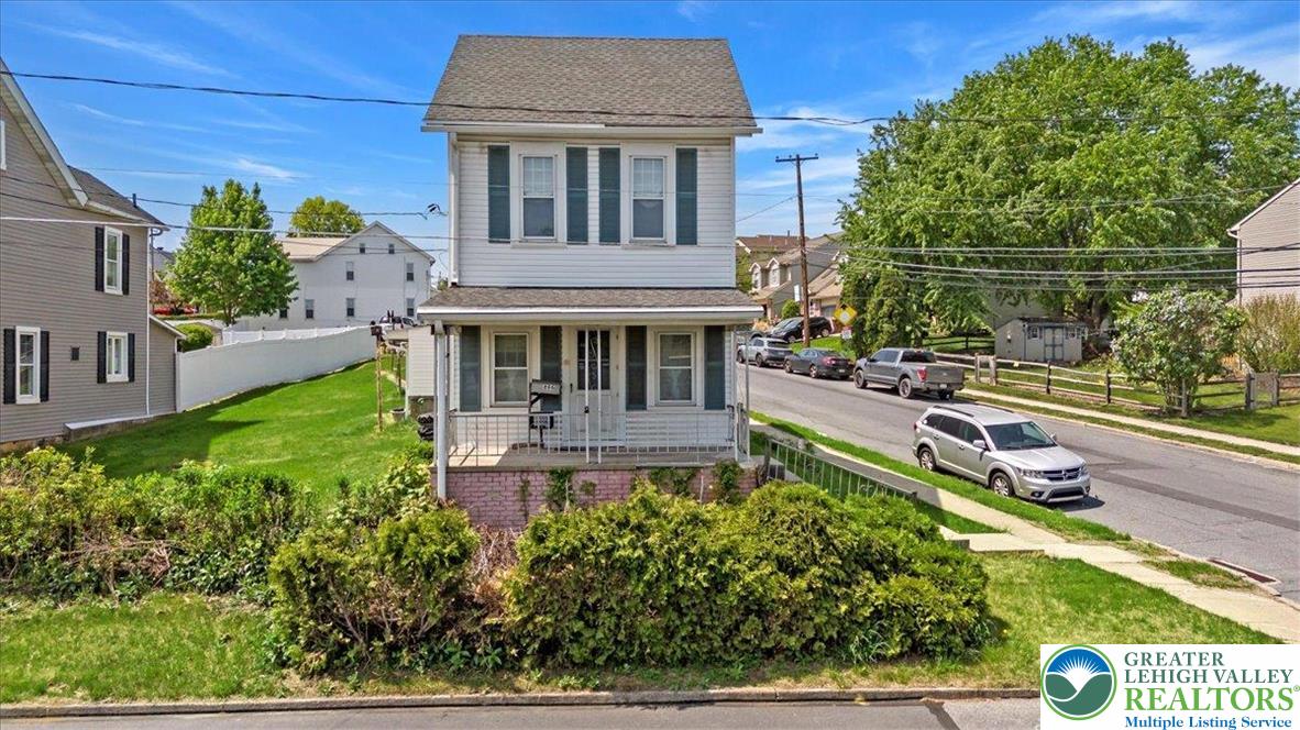896 Front Street Whitehall, PA 18052 - Photo 1 of 35 Gallery Image 1