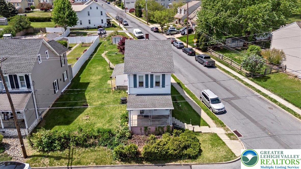 896 Front Street Whitehall, PA 18052 - Photo 6 of 35 Gallery Image 6
