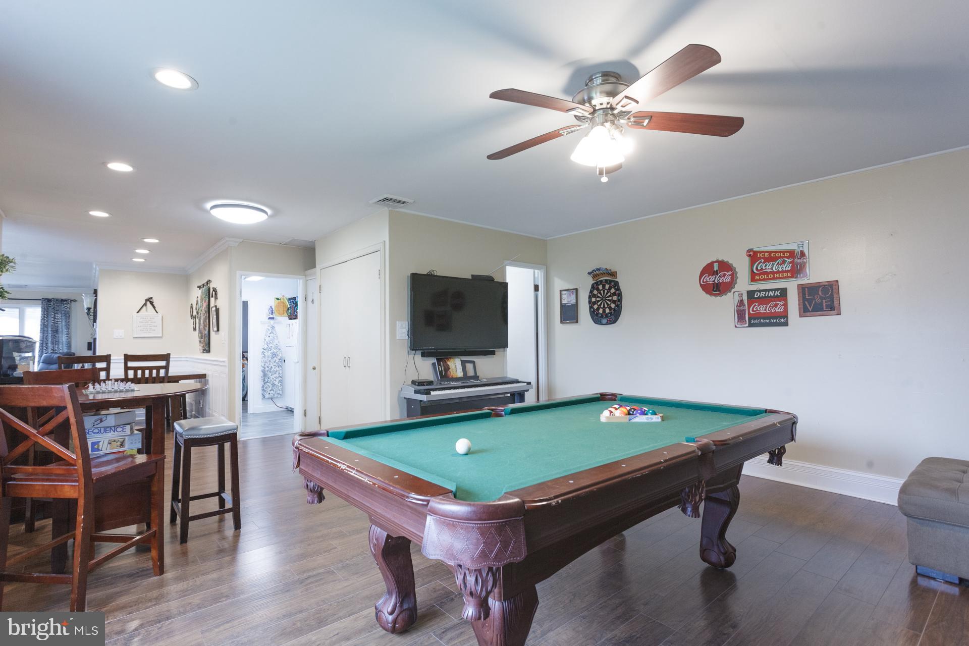 98 Plumtree Road Levittown, PA 19056 - Photo 13 of 36 Gallery Image 13