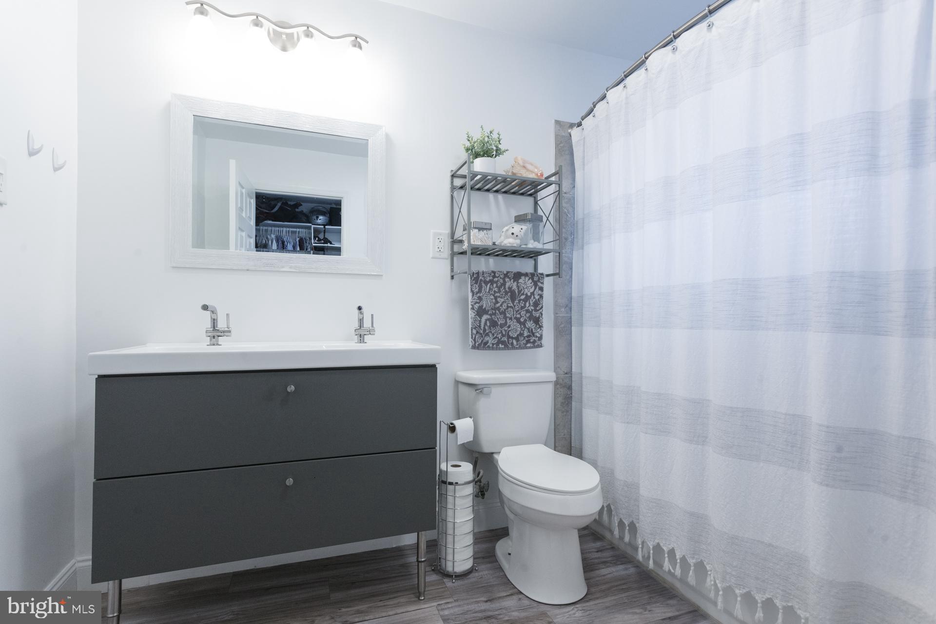 98 Plumtree Road Levittown, PA 19056 - Photo 24 of 36 Gallery Image 24
