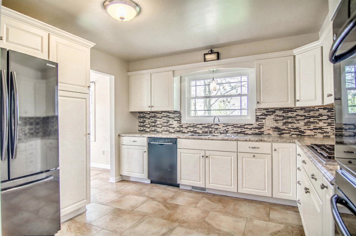 1352 Brandywine Road Crown Point, IN 46307 - Photo 3 of 10 1500x996