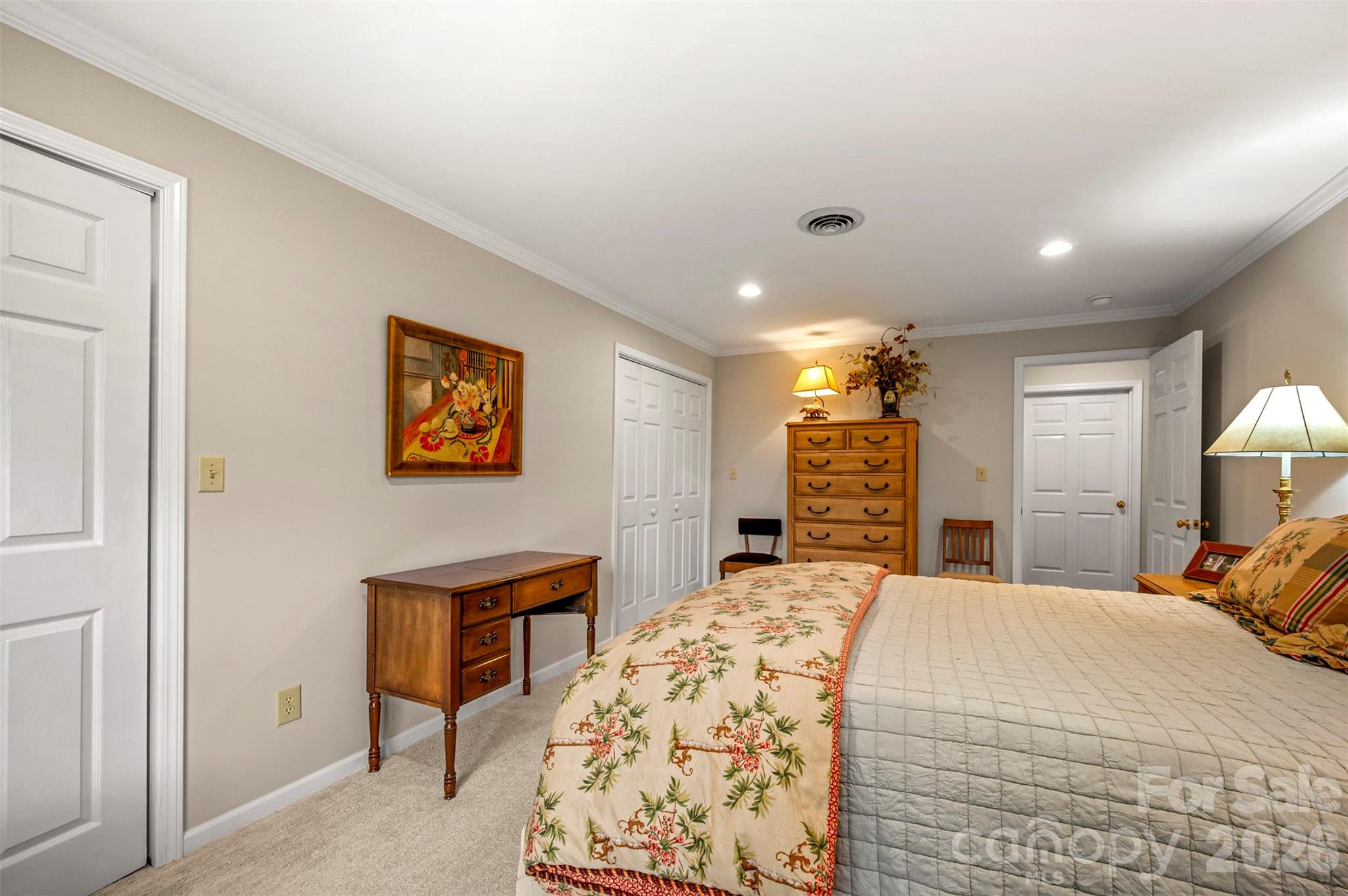 77 Chestnut Street, Unit 305 Tryon, NC 28782 - Photo 26 of 36 Gallery Image 26