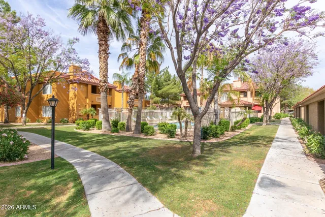 $1,350 | 2929 West Yorkshire Drive, Unit 1093, Phoenix, AZ 85027