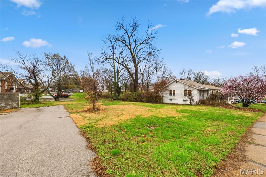 9726 Lackland Road Overland, MO 63114 - Photo 30 of 38