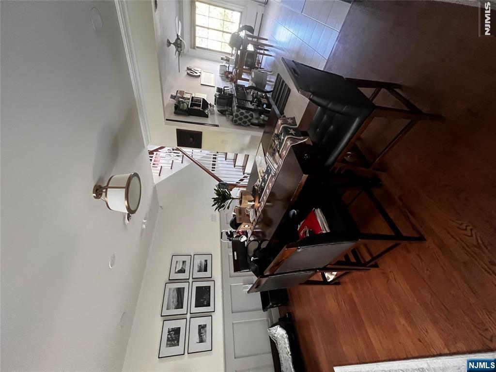 27 Ross Road Wallington, NJ 07057 - Photo 20 of 21 Gallery Image 20