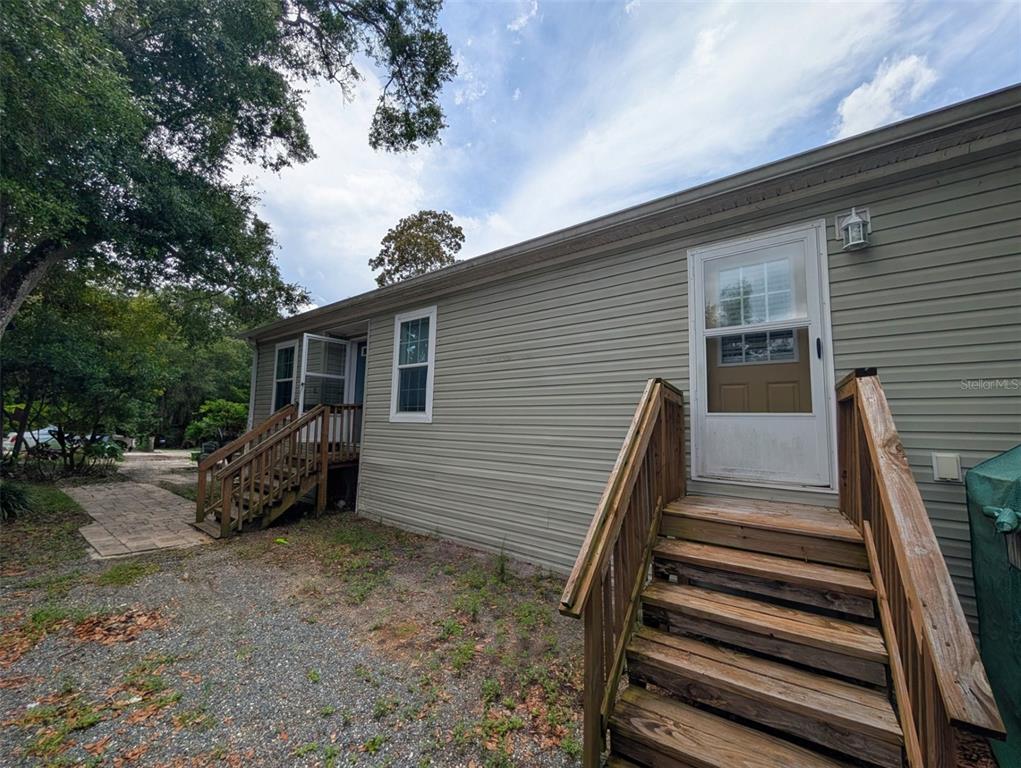 13 Magnolia Road Palm Coast, FL 32137 - Photo 2 of 34