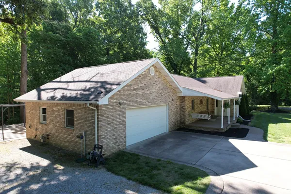 $242,500 | 2863 Parker Drive, Metropolis, IL 62960
