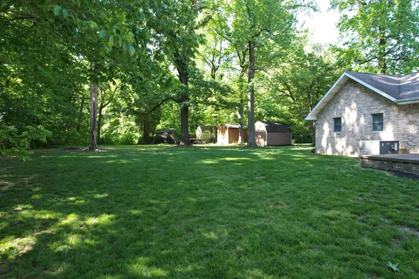 $242,500 | 2863 Parker Drive, Metropolis, IL 62960