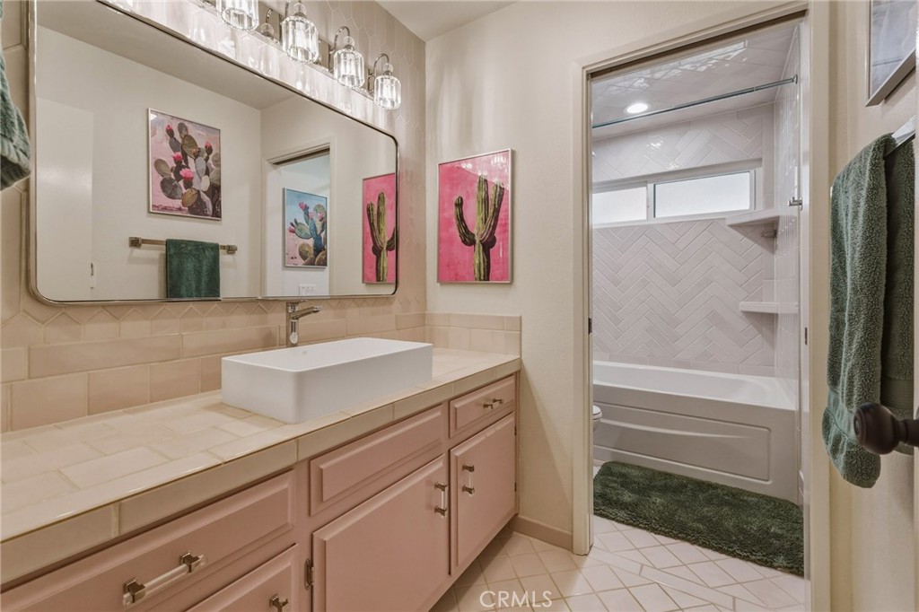 16230 St Timothy Road Apple Valley, CA 92307 - Photo 39 of 51 Second bathroom