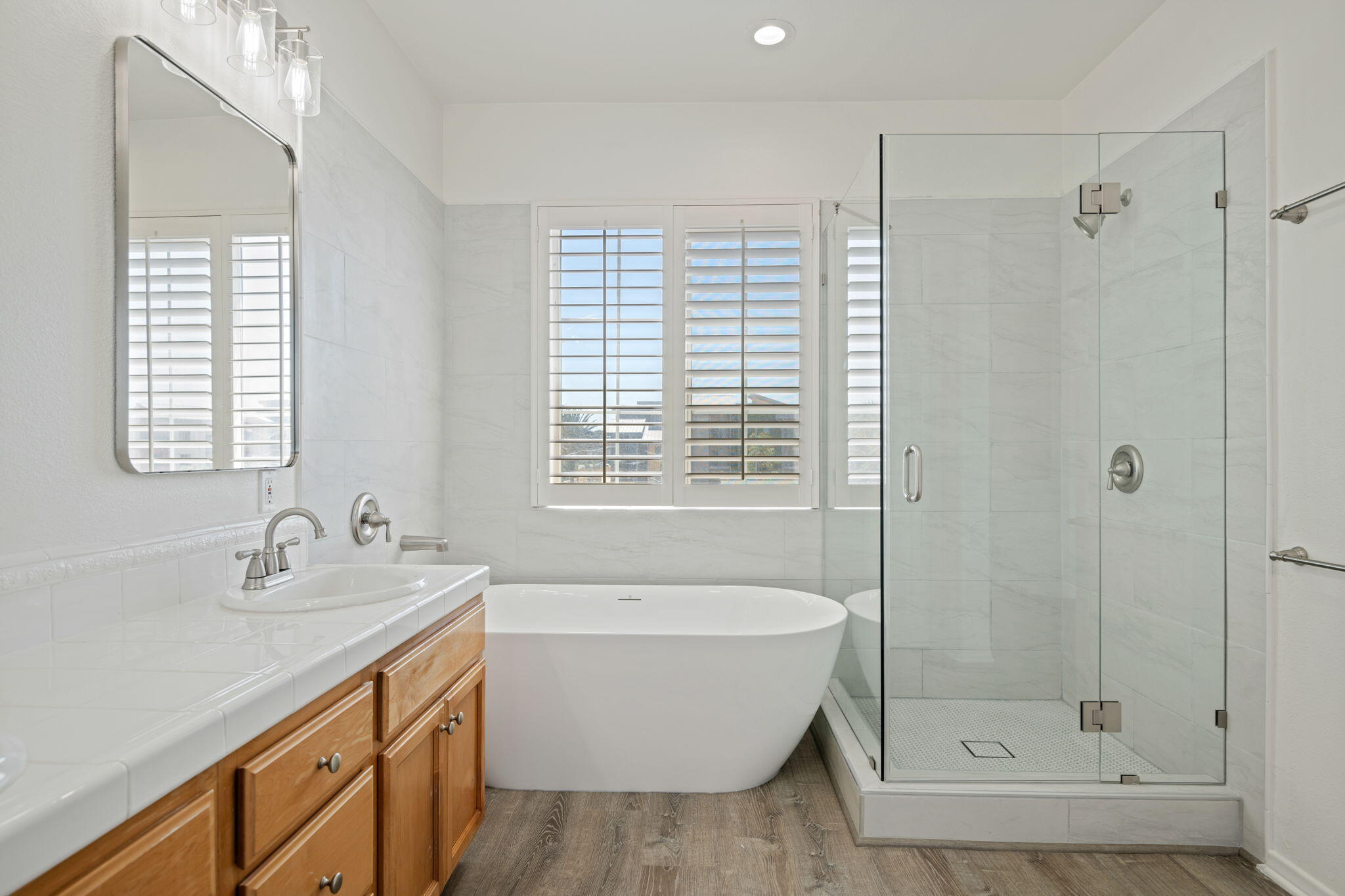 541 Sweet Rain Place Goleta, CA 93117 - Photo 18 of 40 a bathroom with a bathtub and a sink