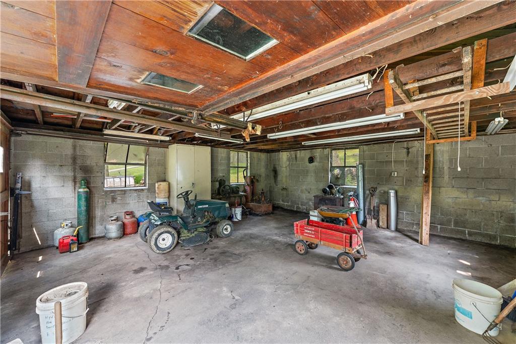 104 W Road Pittsburgh, PA 15209 - Photo 23 of 40 a car parked in front of a building