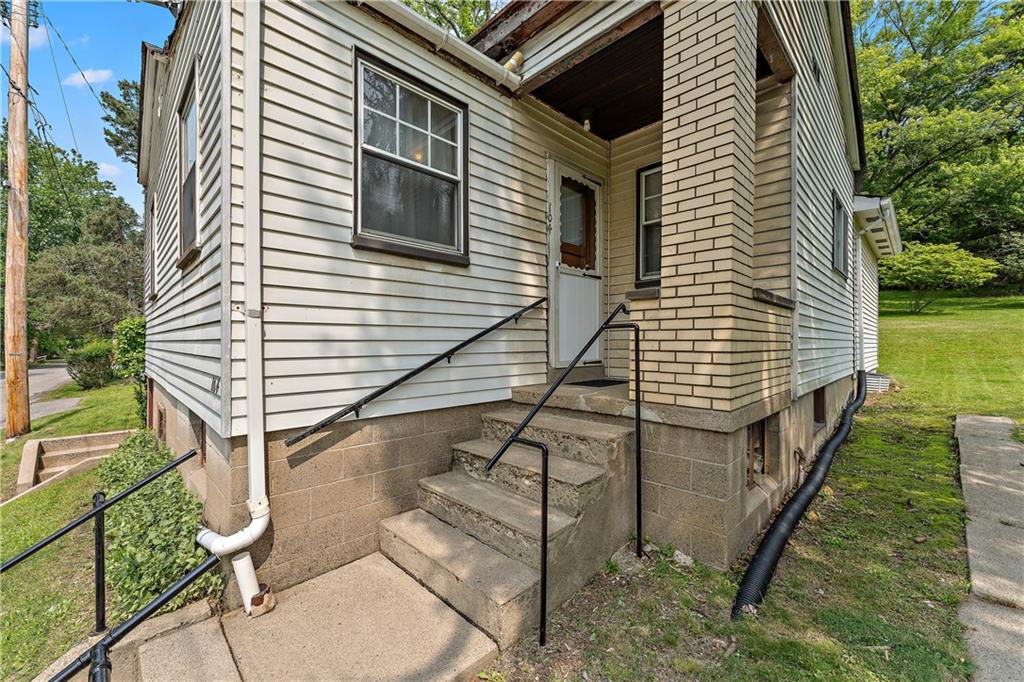 104 W Road Pittsburgh, PA 15209 - Photo 3 of 40 a view of a house with backyard and deck