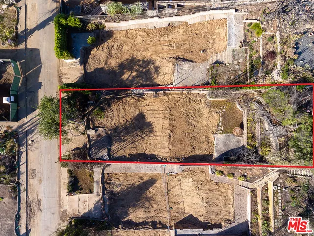 a street sign that is on a buildings