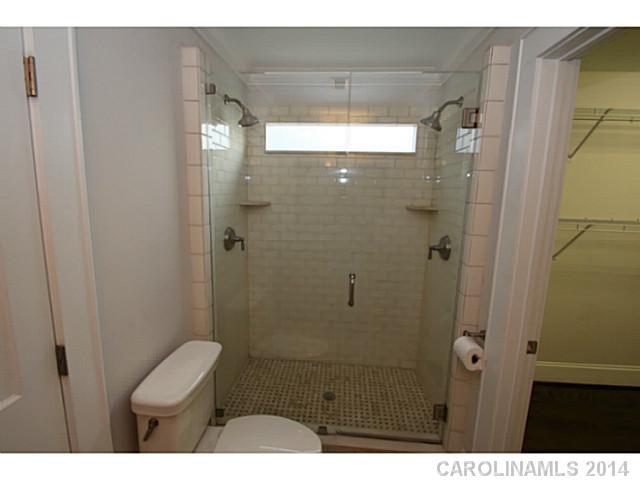 212 Mill Road Charlotte, NC 28216 - Photo 14 of 16