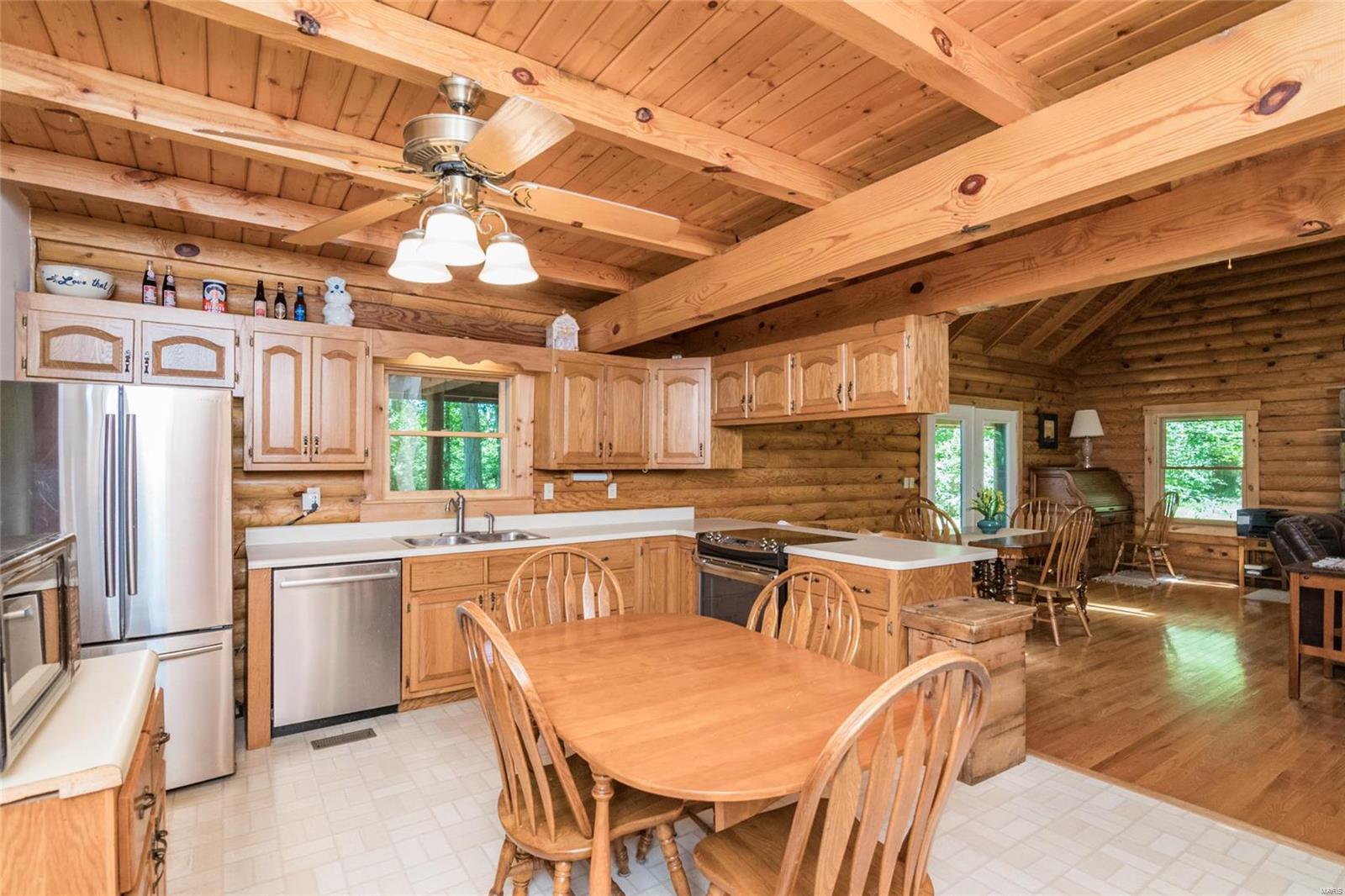 4405 Hill Road Highland, IL 62249 - Photo 16 of 30