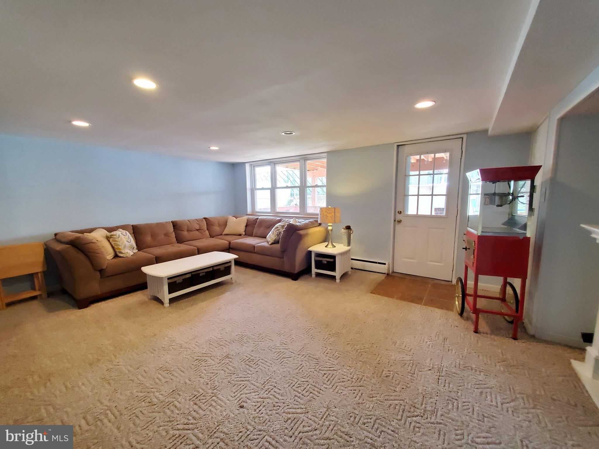 3814 Salina Road Philadelphia, PA 19154 - Photo 37 of 45 Gallery Image 37