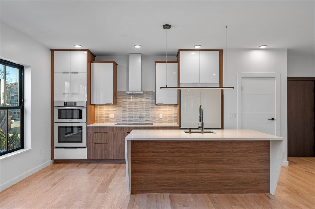 11 Boynton Street, Unit 101 Swampscott, MA 01907 - Photo 17 of 42