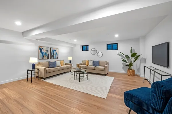 $775,000 | 11 Boynton Street, Unit 101, Swampscott, MA 01907