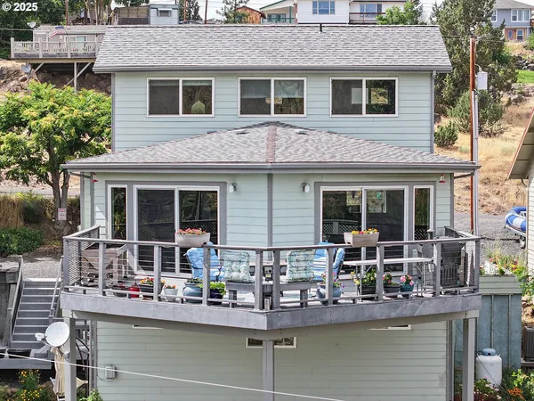 $499,000 | 405 Elrod Avenue, Maupin, OR 97037